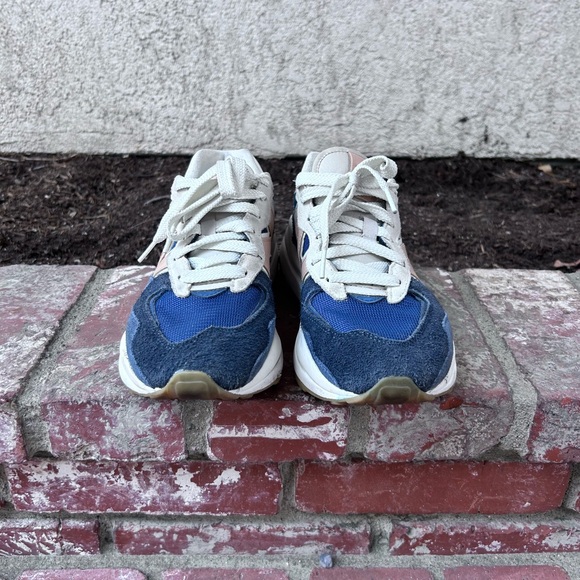 New Balance 574 - Picture 5 of 9